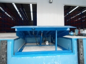Sàn nâng thủy lực (Hydraulic dock leveler)